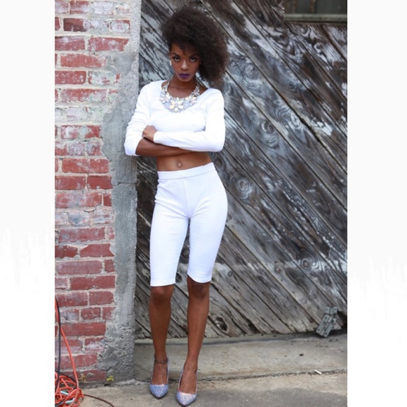 Long Sleeve Short Set - Picture 6 of 12